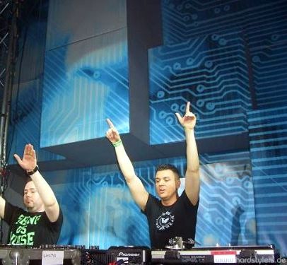 Foto de Dark Oscillators