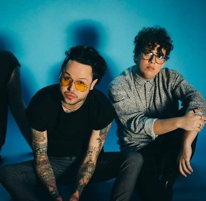 Foto de lovelytheband