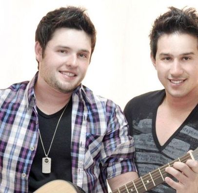 Foto de Rodrigo e Led