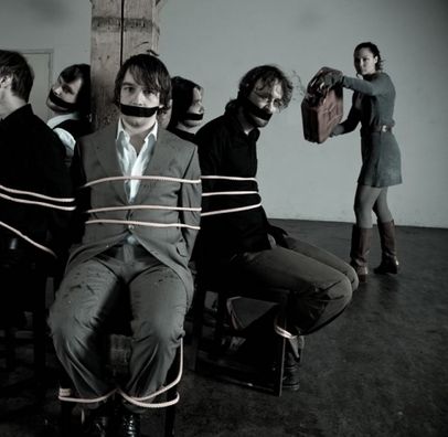 Foto de Silence Is Sexy