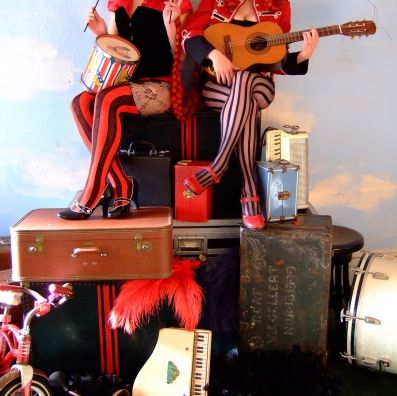 Foto de Vermillion Lies