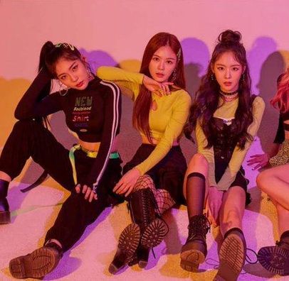 Foto de HO1IDAY (홀리데이)