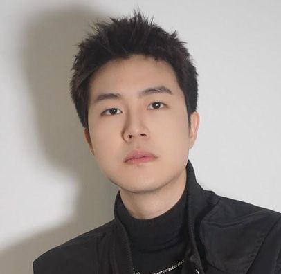 Foto de 罗森涛 (Luó Sēntāo)