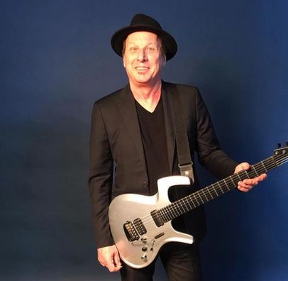 Foto de Adrian Belew