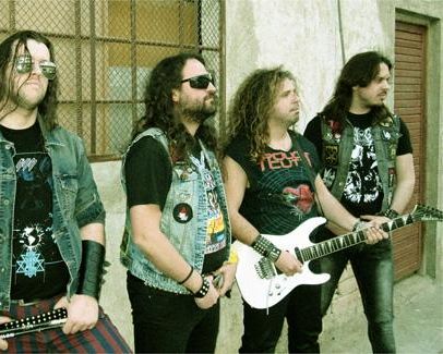 Foto de Iron Curtain