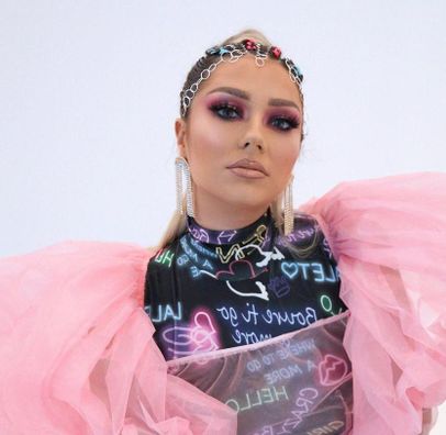 Foto de Ronela Hajati