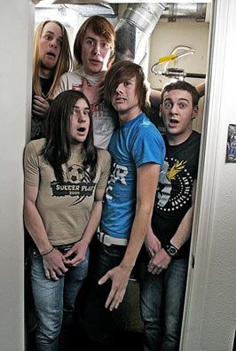 Foto de Run Into The Shadows