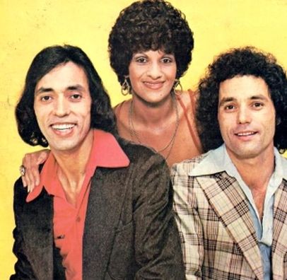 Foto de Luciano, Lenita e Caiobá