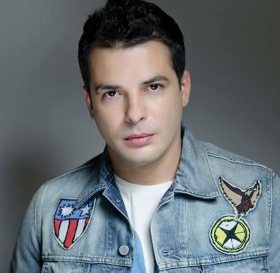 Foto de Nick Kamarera