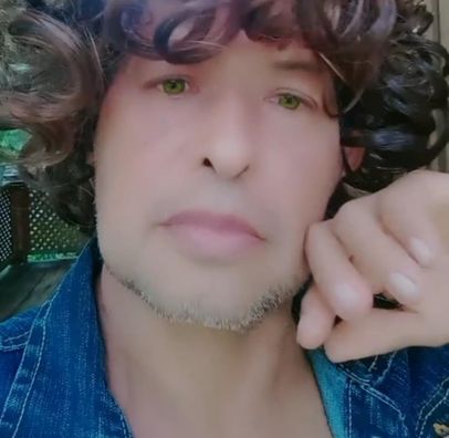 Foto de Ariel Adoniyah