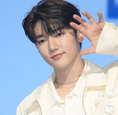 Foto de Zhang Hao (ZEROBASEONE)