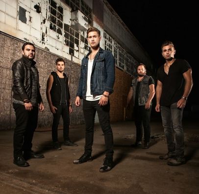 Foto de Come the Dawn