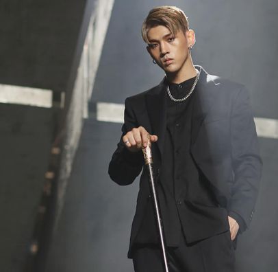 Foto de BM (KARD)