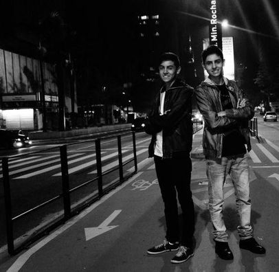 Foto de Rodrigo Vasquez e Rogério