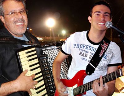 Foto de Thiago e José Paulo do Acordeon