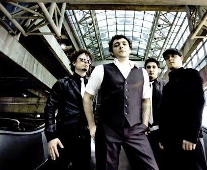 Foto de Honor By August