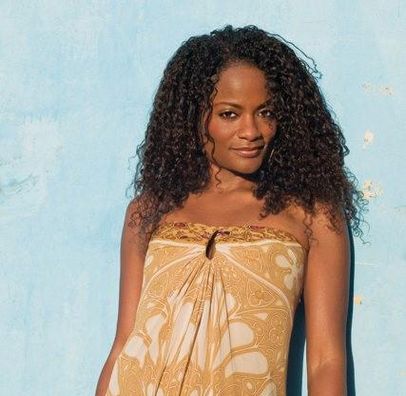 Foto de Izaline Calister