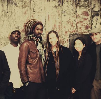 Foto de Meta And The Cornerstones