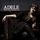 Portada de la canción "Chasing Pavements", de Adele