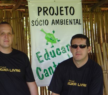 Foto de Projeto Educando Cantando