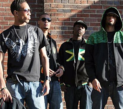 Foto de J-Status