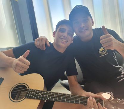 Los Herrera - LETRAS.COM (6 canciones)