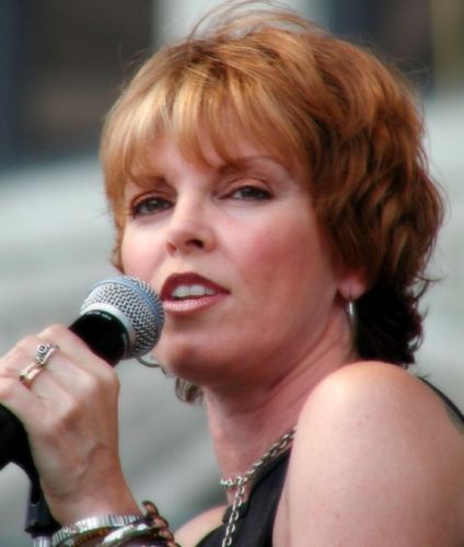 Pat benatar christmas in america lyrics