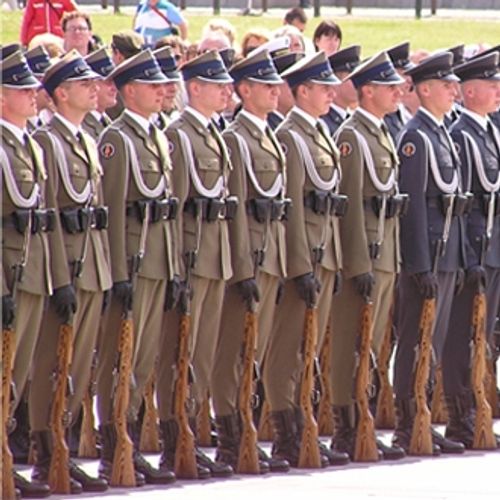 Marchas e Dobrados do Brasil - Academia Militar.wmv 