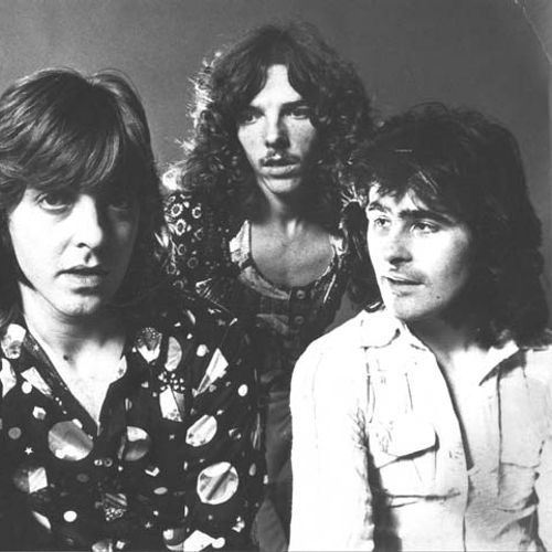 Badfinger without you. Badfinger. Baby Blue Badfinger солист. Badfinger - maybe tomorrow. Badfinger фото группы.