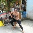RICARDO AYRONS