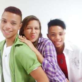 Imagem de Jonas Santos, Joel Drumont e Rafaela