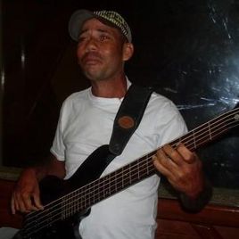 Imagem de noel bass