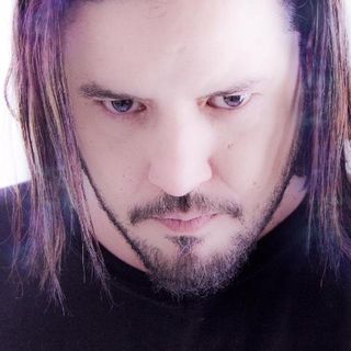 Imagem do artista Guga Borba