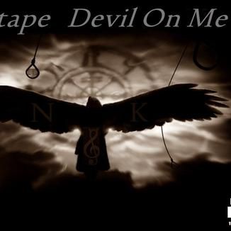 Foto da capa: Devil On Me