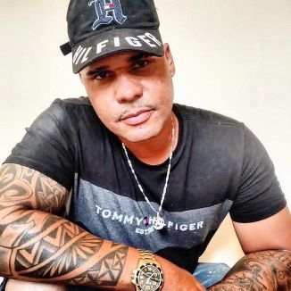 Foto da capa: Clandestinidade