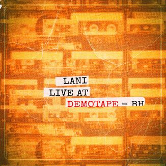 Foto da capa: Live At Demo Tape