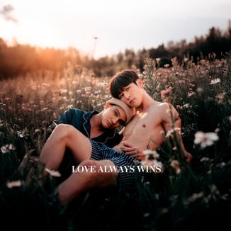 Foto da capa: Love Always Wins