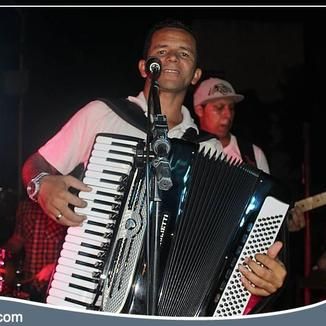 Foto da capa: COQUINHO NEVES AO VIVO