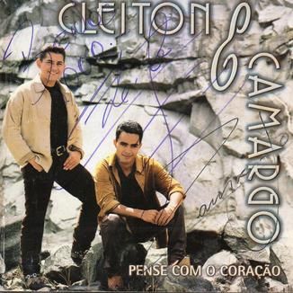 Foto da capa: Cleiton e Camargo - Pense com o coração