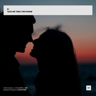 Foto da capa: Kiss Me Thru The Phone