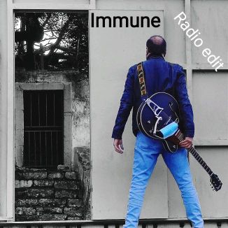 Foto da capa: Immune - Radio Edit