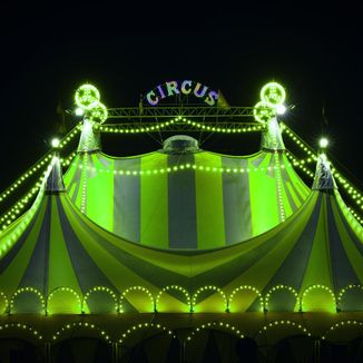 Foto da capa: Circo de Loucos