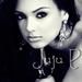 Julia Paes oficial