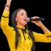 Cantora Ester Reis