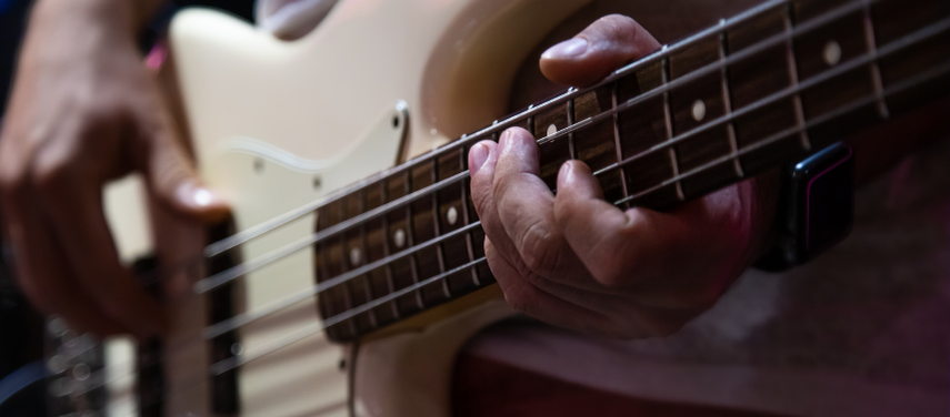 Post em destaque: Cómo tocar el bajo: la guía completa para principiantes