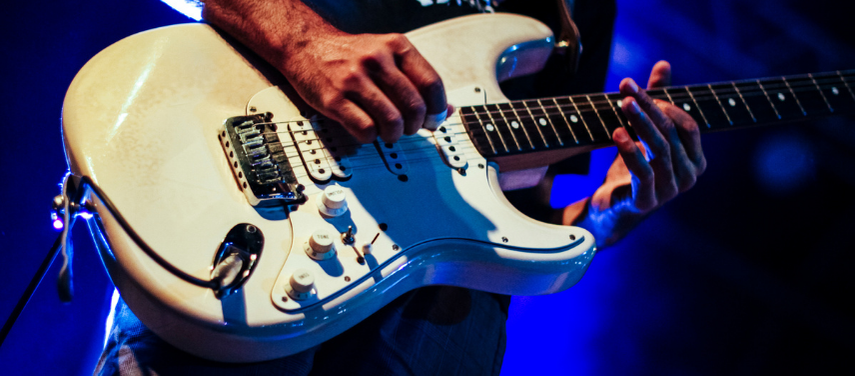 Post em destaque: 7 consejos de cómo hacer solos de guitarra