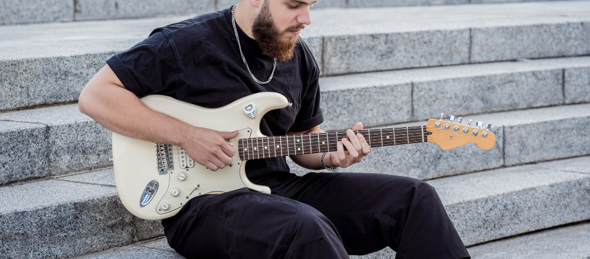 Post em destaque: ¿Cómo hacer un ligado en guitarra? Todo sobre hammer on y pull off