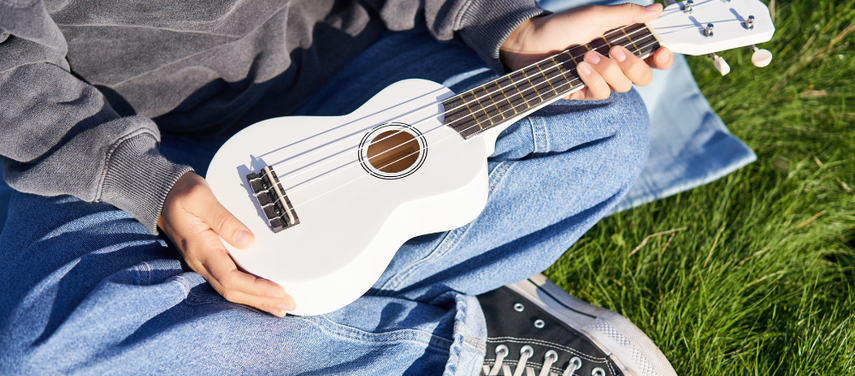 Post em destaque: Aprende a tocar 10 canciones de rock en ukelele