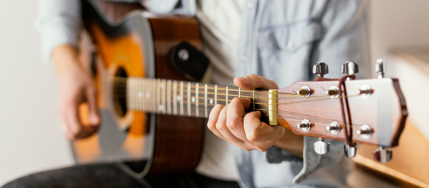 Post em destaque: ¿Cuáles son las partes de la guitarra? Conoce sus funciones