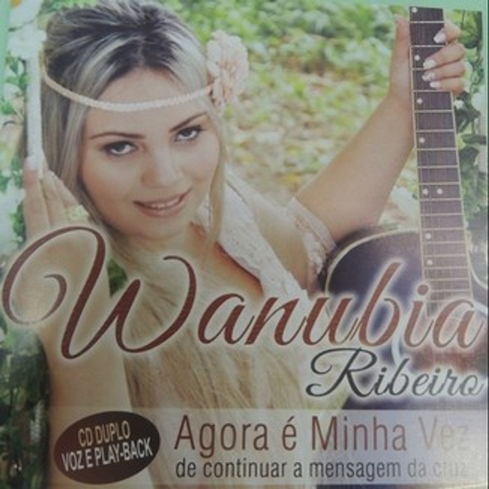 Cantora Wanubia Ribeiro - Palco MP3